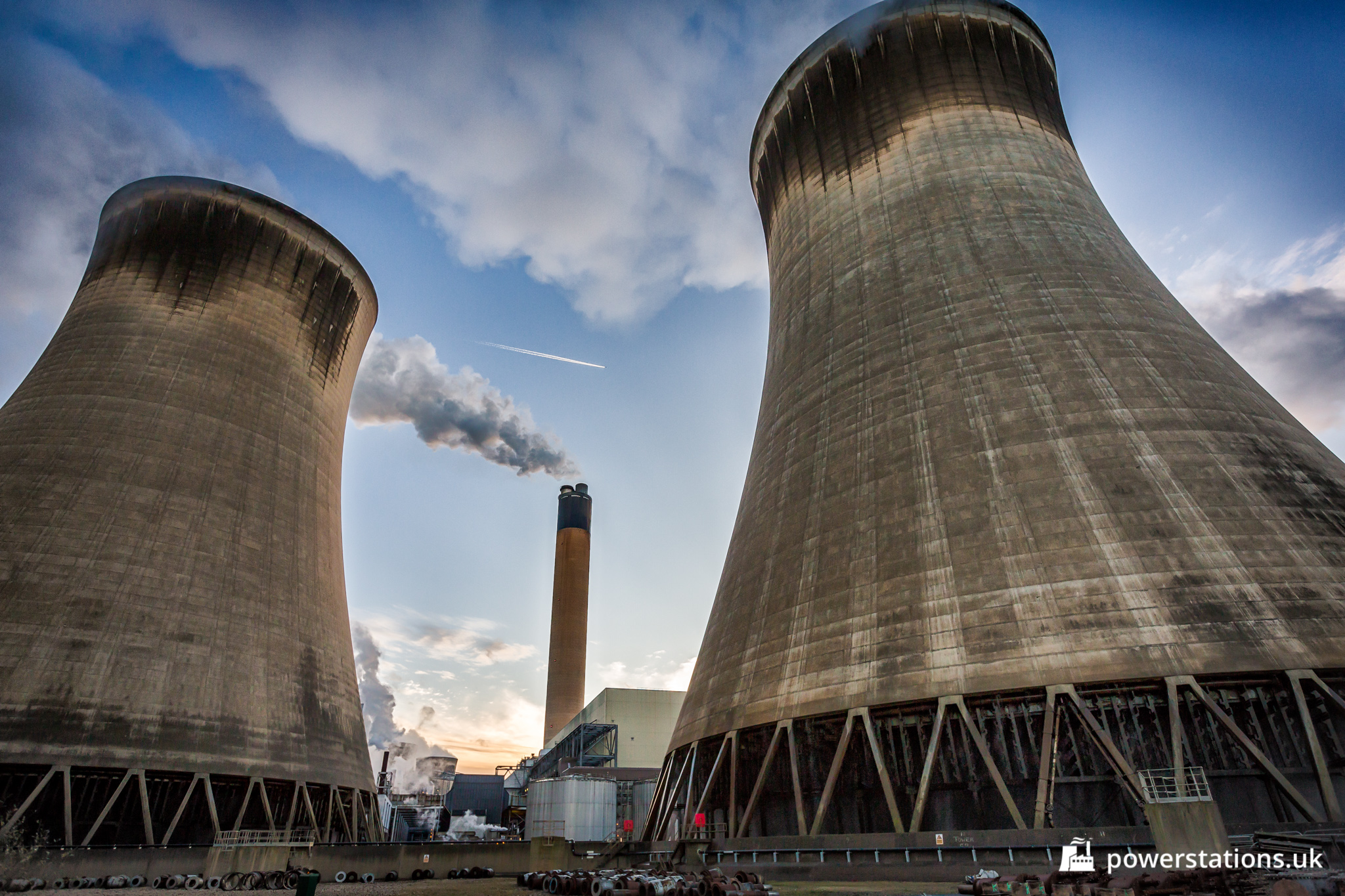 drax-cooling-towers-4.jpg