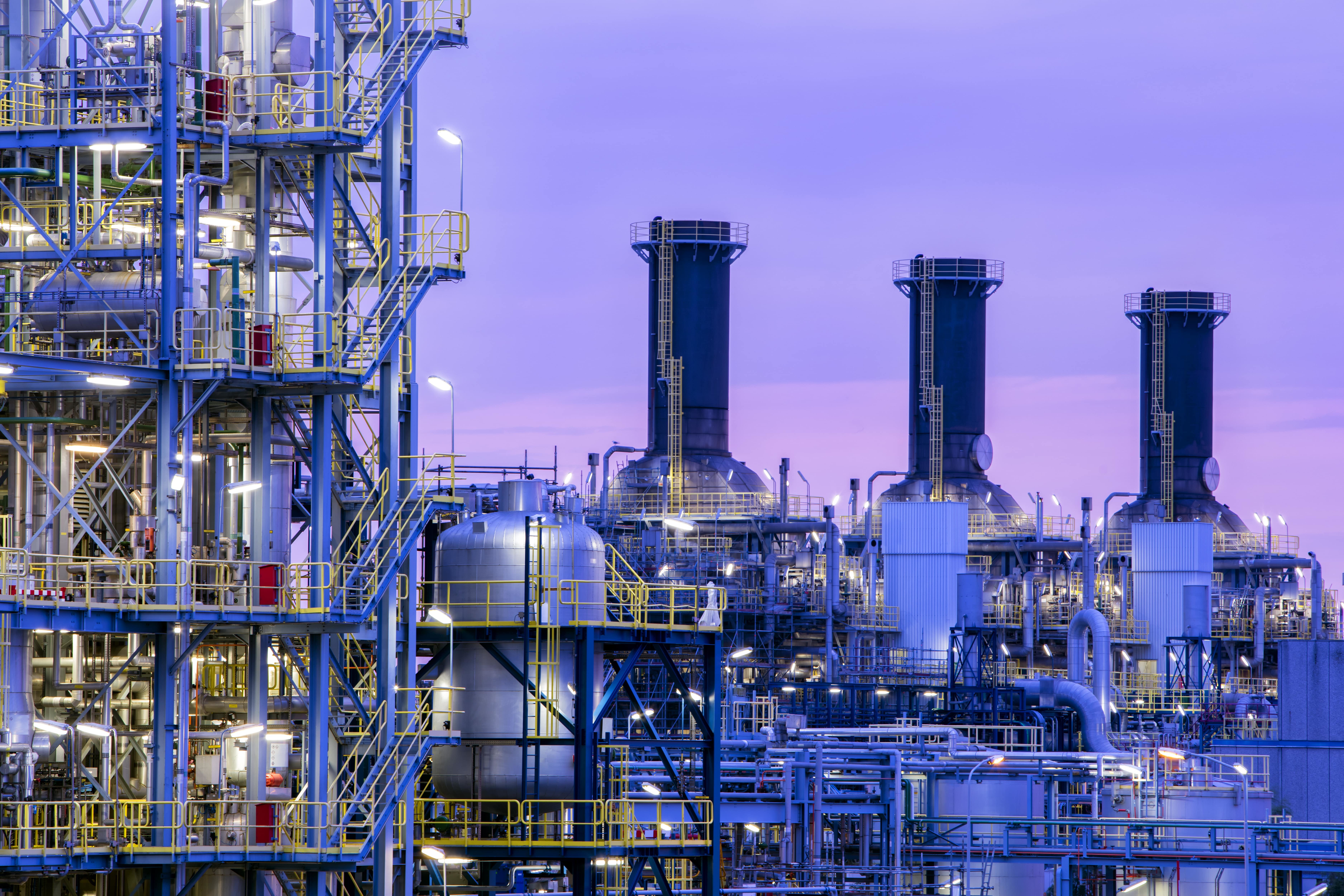 Компании нефтехимии. Нефтехимический завод, Ульсан, Республика Корея. Химическая промышленность. Нефтехимическая промышленность. Химическа нефиехимическая про.